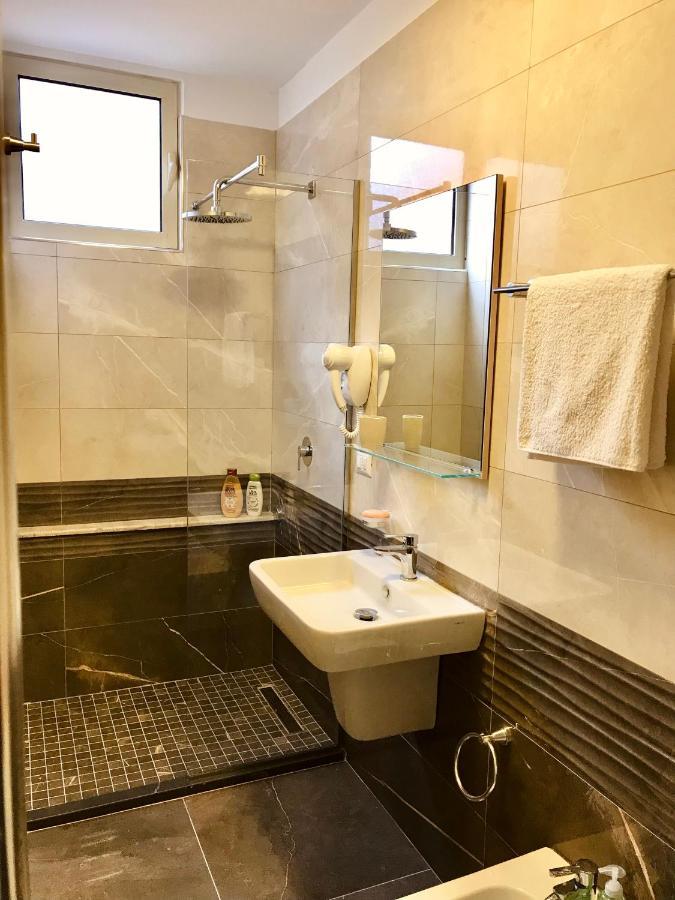 Home Away From Home Apartment ドゥラス エクステリア 写真