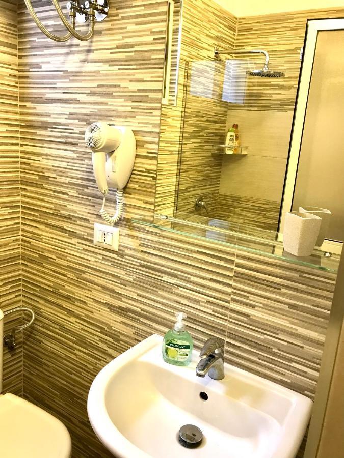 Home Away From Home Apartment ドゥラス エクステリア 写真