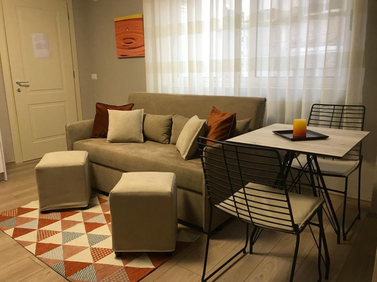 Home Away From Home Apartment ドゥラス エクステリア 写真
